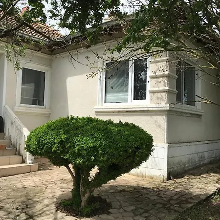 Mimi Holiday home