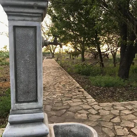 Mimi Case de vacanță Ezerets